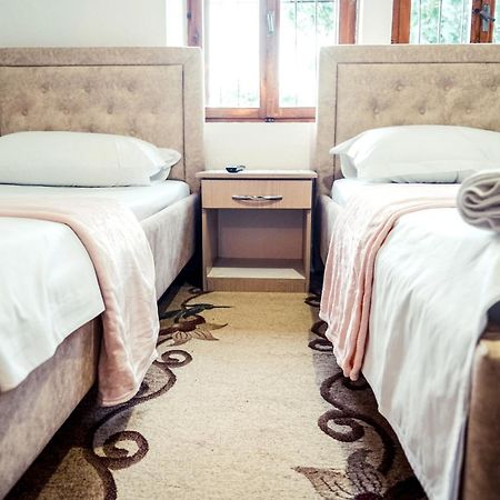 Guesthouse Arber Gjirokaster Ngoại thất bức ảnh