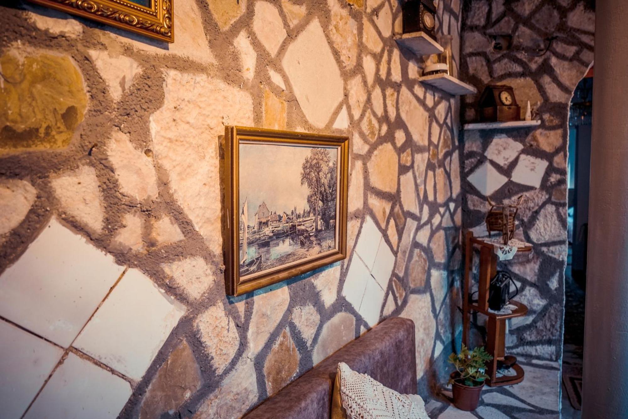 Guesthouse Arber Gjirokaster Ngoại thất bức ảnh