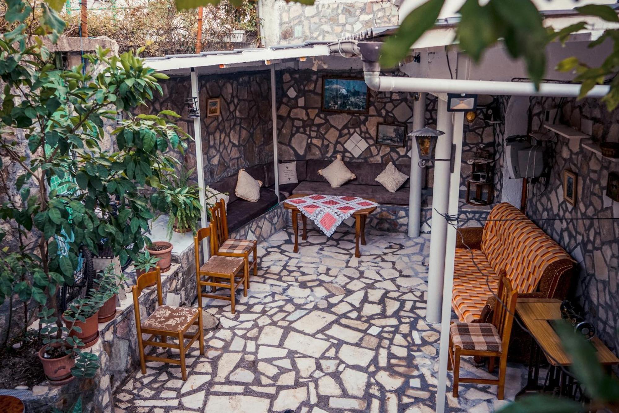 Guesthouse Arber Gjirokaster Ngoại thất bức ảnh